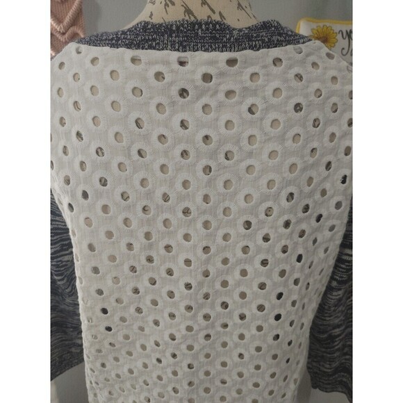 Women's GAP Grey Heather Eyelet Sweater 3/4 Sleeve sz Large 100% Cotton - Picture 4 of 11